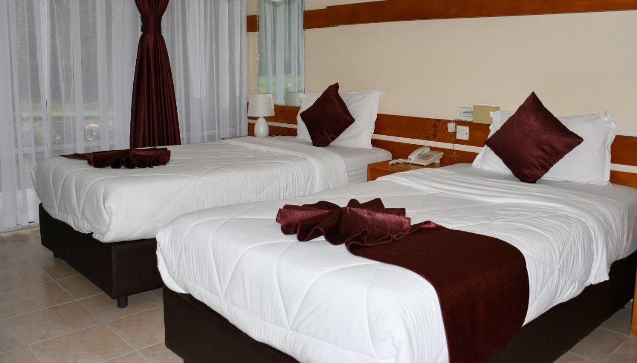 Golf Hotel Kakamega Buitenkant foto