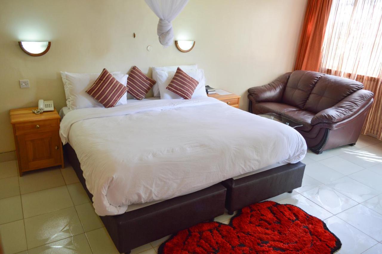 Golf Hotel Kakamega Buitenkant foto